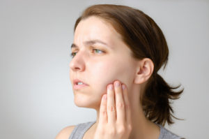 Try These Home Remedies For a Toothache Before Going To The Dentist.